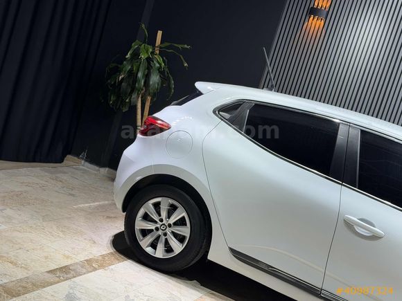 GÜRDOĞAN|2021 CLIO5 1.0TCE JOY 100HP-6İLERİ-BOYASIZ-FABLPG