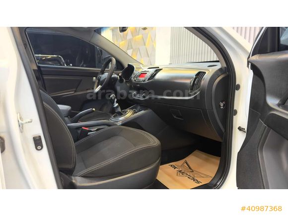 2012 KİA SPORTAGE 1.6 GSL+CAM TAVAN+GERİ GÖRÜŞ+LPG+195.BİN KM DE