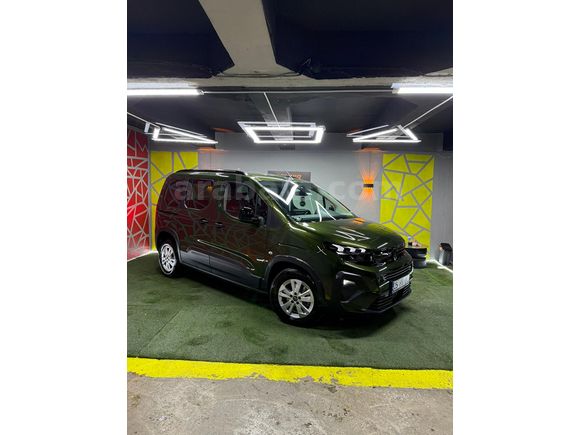 Sahibinden Peugeot Rifter 1.5 BlueHDI Allure 2025 Model 