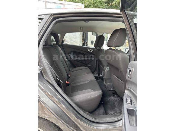 Sahibinden Ford Fiesta 1.6 Ti-VCT Titanium 2017 Model 
