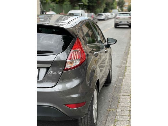 Sahibinden Ford Fiesta 1.6 Ti-VCT Titanium 2017 Model 
