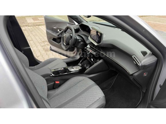 Galeriden Peugeot 2008 1.2 Hybrid Allure 2026 Model Bursa