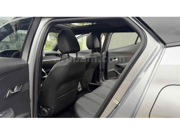 Galeriden Peugeot 2008 1.2 Hybrid Allure 2026 Model Bursa