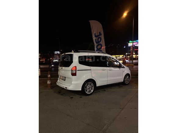 Sahibinden Ford Tourneo Courier 1.5 TDCi Titanium Plus 2018 Model 