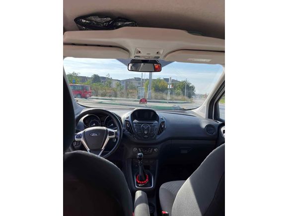 Sahibinden Ford Tourneo Courier 1.5 TDCi Titanium Plus 2018 Model 