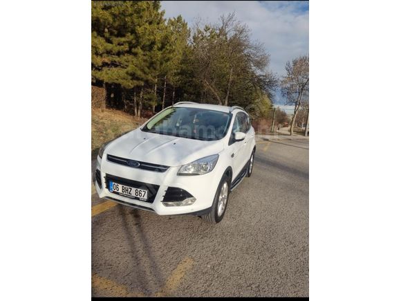 Sahibinden düşük km, temiz ve özenli kullanılmış KUGA Selective