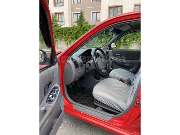 Sahibinden Hyundai Accent 1.3 Admire 2004 Model 