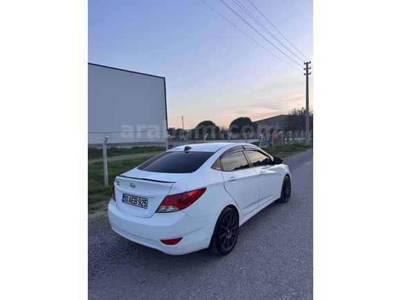 Sahibinden Hyundai Accent Blue 1.6 CRDI Mode 2014 Model 