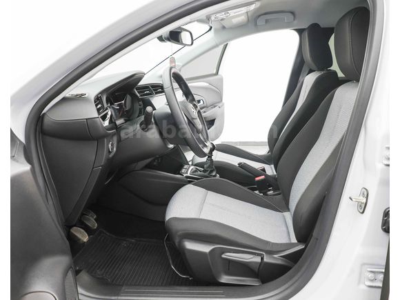 OPEL CORSA 2025 1.2 TURBO EDİTİON SIFIR TADIN'DA LEKESİZ HATASIZ BOYASIZ