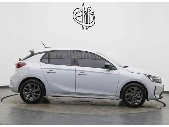 OPEL CORSA 2025 1.2 TURBO EDİTİON SIFIR TADIN'DA LEKESİZ HATASIZ BOYASIZ