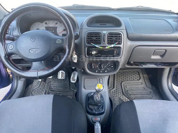 Acil satılık pazarlıklı13 yıllık Sahibinden Renault Clio sport 1.6 16 v 2001 Model