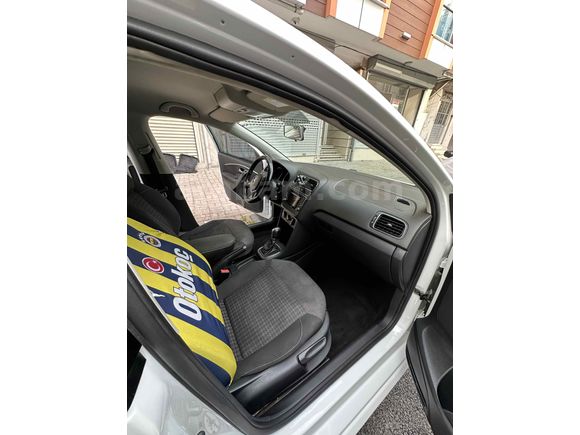 Sahibinden Volkswagen Polo 1.4 TDi Comfortline 2017 Model  148.000 km Beyaz