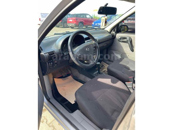 Sahibinden Opel Corsa 1.2 Swing 2000 Model 