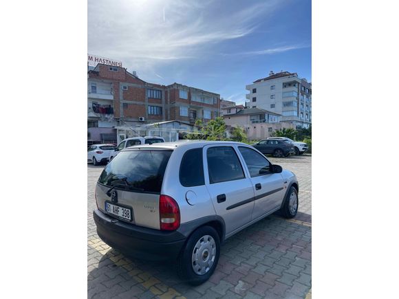 Sahibinden Opel Corsa 1.2 Swing 2000 Model 