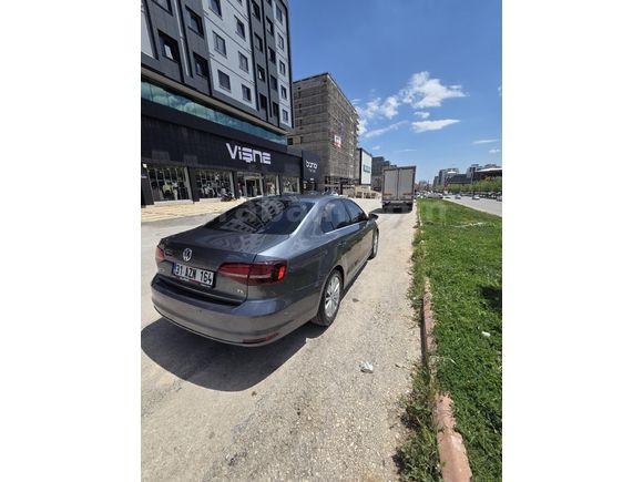 Sahibinden Volkswagen Jetta 1.4 TSi BlueMotion Comfortline 2017 Model