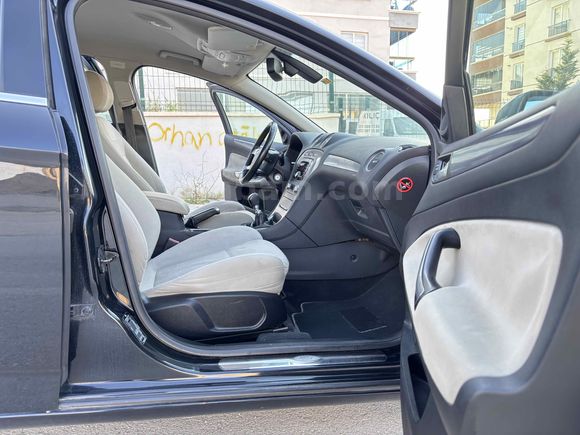 ACİL SATILIK 2012 MODEL FORD MONDEO TİTANİUM 130 BİN KM’DE