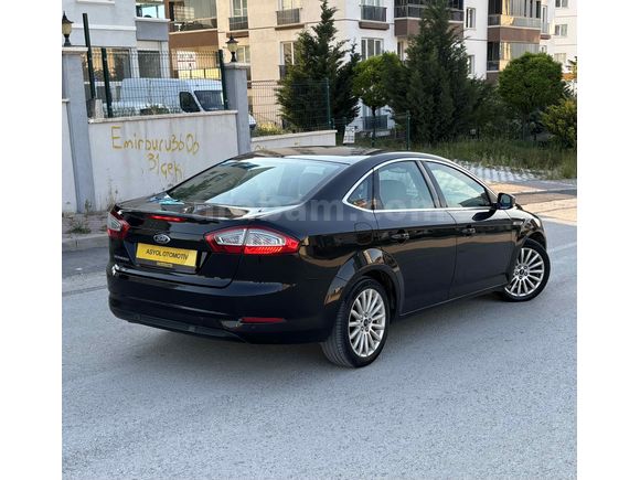 ACİL SATILIK 2012 MODEL FORD MONDEO TİTANİUM 130 BİN KM’DE