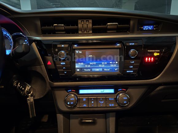 HATASIZ BOYASIZ OTOMATİK COROLLA DÜŞÜK KM