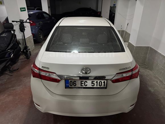 HATASIZ BOYASIZ OTOMATİK COROLLA DÜŞÜK KM
