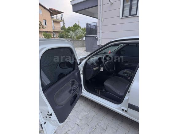Sahibinden Renault Clio 1.2 Authentique 2006 Model 