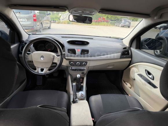Galeriden Renault Fluence 1.6 Extreme 2011 Model Ankara