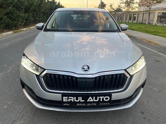 ERUL AUTO'DAN 2024 SKODA OCTAVİA 1.0 e-Tec HİBRİT ELİTE (%20 FATURALI) OtoSOR 24 AY SENET