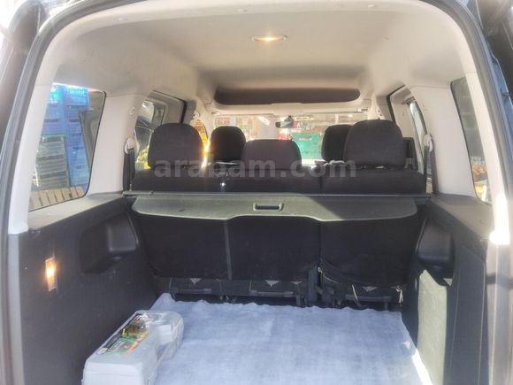 Sahibinden Volkswagen Caddy 2.0 TDI Trendline 2015 Model Bursa 0.000 km Siyah
