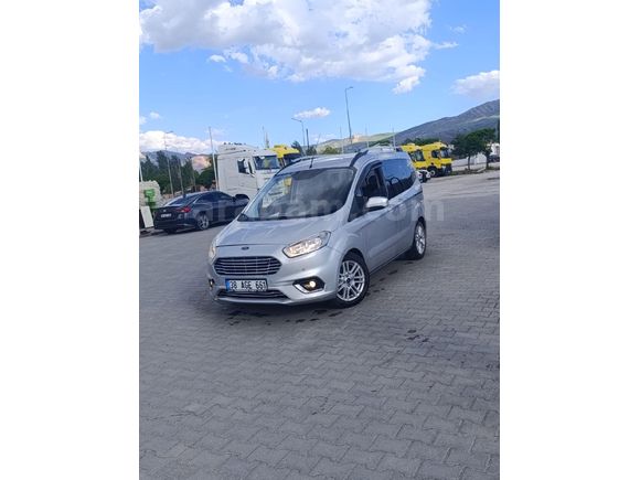 Sahibinden Ford Tourneo Courier 1.5 TDCi Titanium Plus 2020 Model