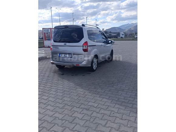 Sahibinden Ford Tourneo Courier 1.5 TDCi Titanium Plus 2020 Model