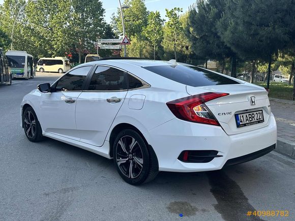 2018 MODEL 112 BİN KM EXECUTİVE EN DOLUSU BAKIMLI TERTEMİZ