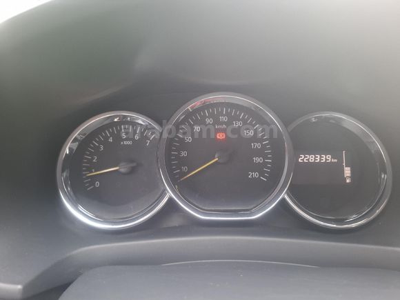 Sahibinden Renault Symbol 1.5 dCi Joy 2014 Model  230.000 km Beyaz