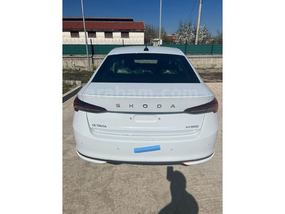 Sahibinden Skoda Octavia 1.5 Mhev Premium 2026 Model