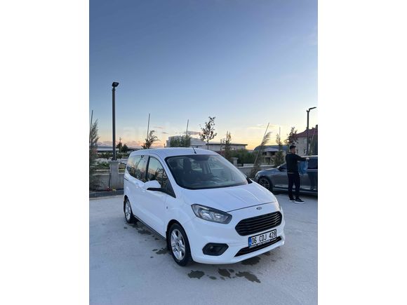 Sahibinden Ford Tourneo Courier 1.5 TDCi Delux 2020 Model 