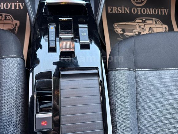 Sahibinden Citroen C4 X 1.2 PureTech Feel Bold 2024 Model İzmir