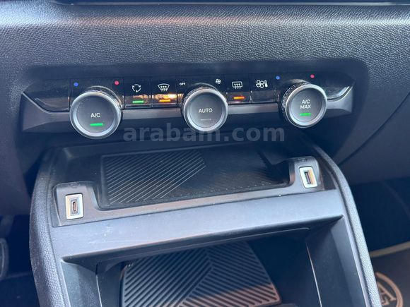 Sahibinden Citroen C4 X 1.2 PureTech Feel Bold 2024 Model İzmir