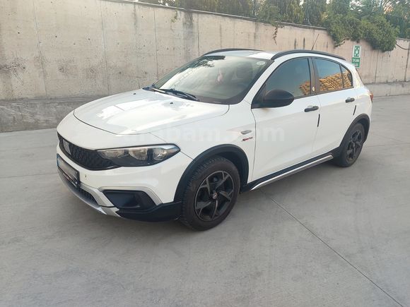 2023 Fiat Egea Cross 1.4 Fire Street - LPG - Bakımları Yapıldı