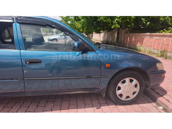 Pazarlıksiz-4 Yıllık Binicisinden Toyota Corolla 1.6 XEi 1995 Model
