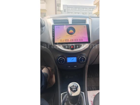 Sahibinden Hyundai Accent Blue 1.4 CVVT Mode Plus 2012 Model  170.000 km Mavi