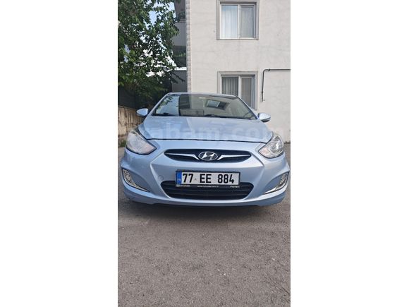 Sahibinden Hyundai Accent Blue 1.4 CVVT Mode Plus 2012 Model  170.000 km Mavi
