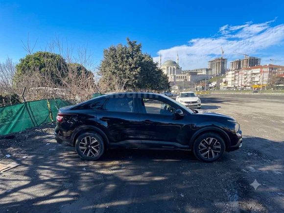 Sahibinden Citroen C4 X 1.2 PureTech Feel Bold 2023 Model 