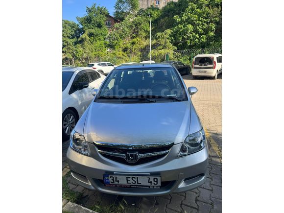 Sahibinden Honda City 1.4 Comfort 2008 Model  165600 km Gri (Gümüş)