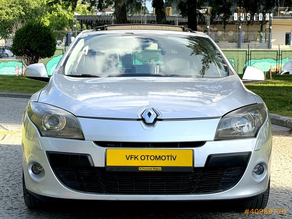 CAM TAVAN K.AYNA 220.000 KM MEGANE 1.5 DCİ DİNAMİC 2010 MODEL !