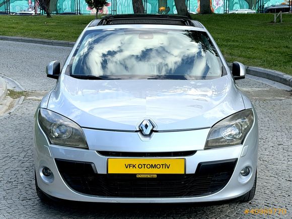 CAM TAVAN K.AYNA 220.000 KM MEGANE 1.5 DCİ DİNAMİC 2010 MODEL !