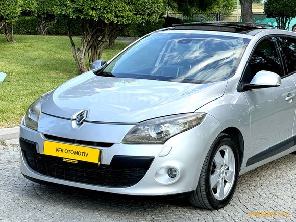 CAM TAVAN K.AYNA 220.000 KM MEGANE 1.5 DCİ DİNAMİC 2010 MODEL !
