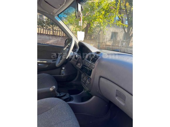 Sahibinden Hyundai Accent 1.5 CRDi Admire 2003 Model  433.333 km Gri (Gümüş)