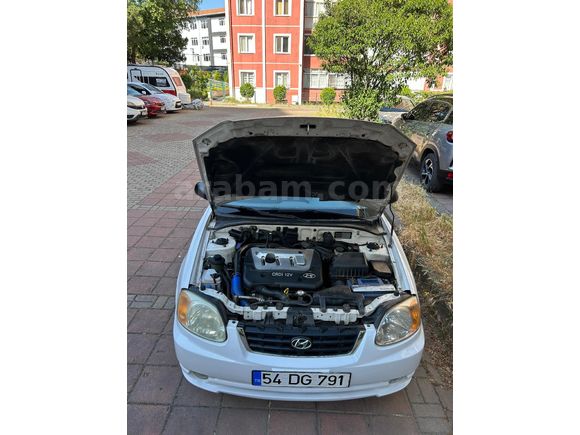 Sahibinden Hyundai Accent 1.5 CRDi Admire 2004 Model