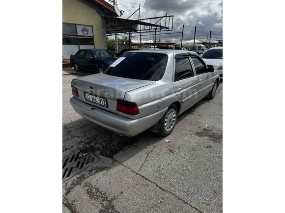  Ford Escort 1.6 CLX  klimalı 1996 Model 220.000 km 