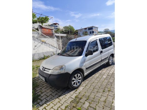 Sahibinden Peugeot Partner 1.9 D 2007 Model