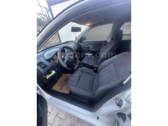 2000  POLO  CLASSİC 
