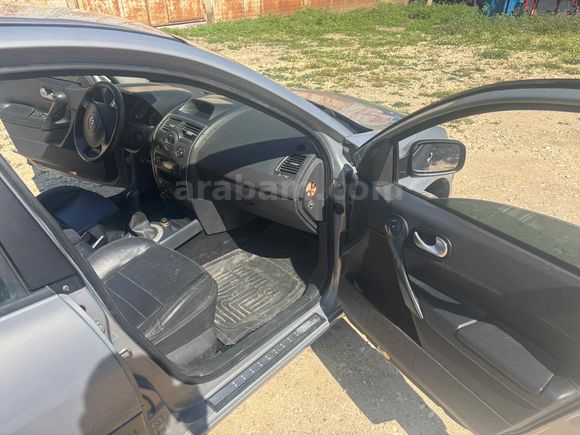 Sahibinden Renault Megane 1.6 Dynamique 2004 Model 